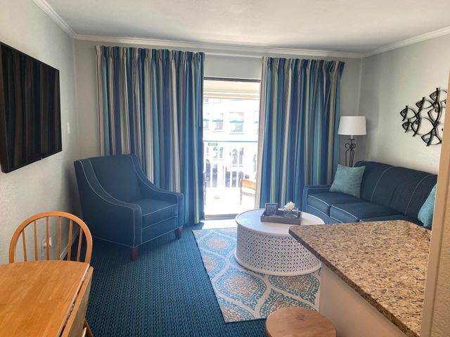 6102 Seawall Boulevard 244, Galveston, TX 77551