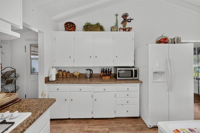 727 E 2nd Ave, Escondido, CA 92025