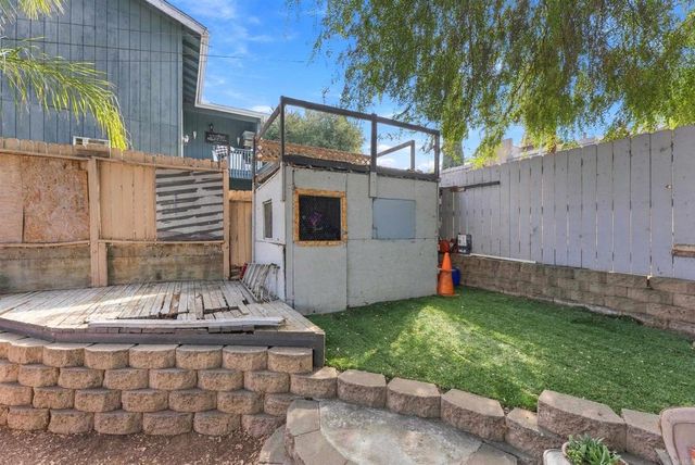 727 E 2nd Ave, Escondido, CA 92025