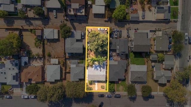 727 E 2nd Ave, Escondido, CA 92025