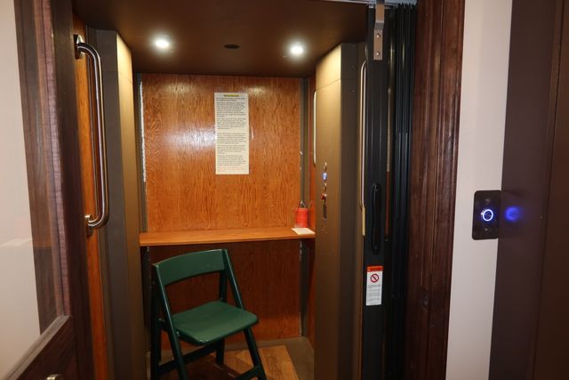 9766 S Prospect Avenue, Chicago, IL 60643