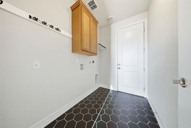 662 Hidden View ST, New Braunfels, TX 78130