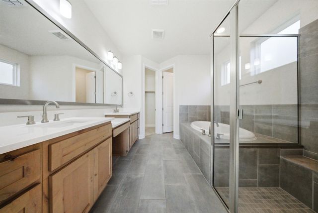 662 Hidden View ST, New Braunfels, TX 78130