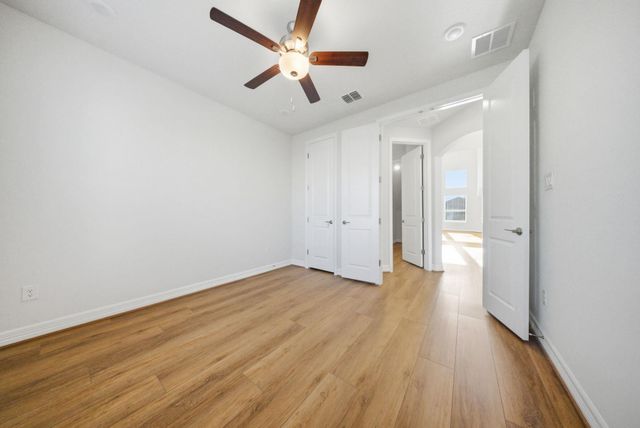 662 Hidden View ST, New Braunfels, TX 78130