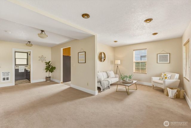 3008 Florida Street, Longview, WA 98632