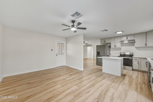 3410 W Pershing Avenue, Phoenix, AZ 85029