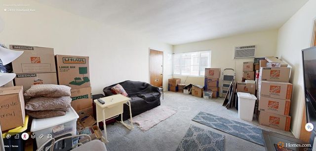 7410 Vineland Avenue, Sun Valley, CA 91352