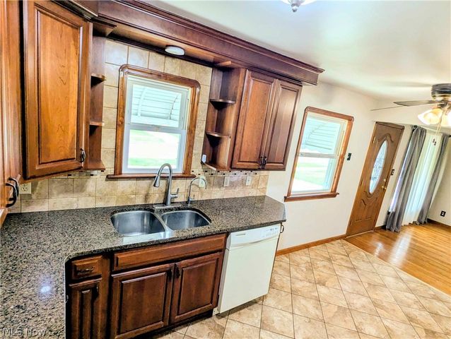 3207 Wellington Avenue, Parma, OH 44134