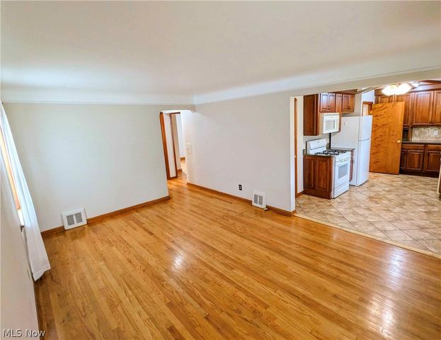3207 Wellington Avenue, Parma, OH 44134