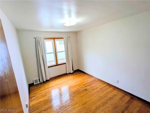 3207 Wellington Avenue, Parma, OH 44134