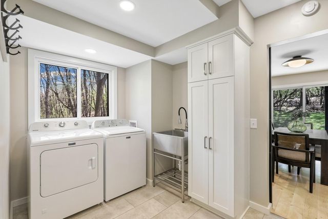 6145 Apple Road, Shorewood, MN 55331