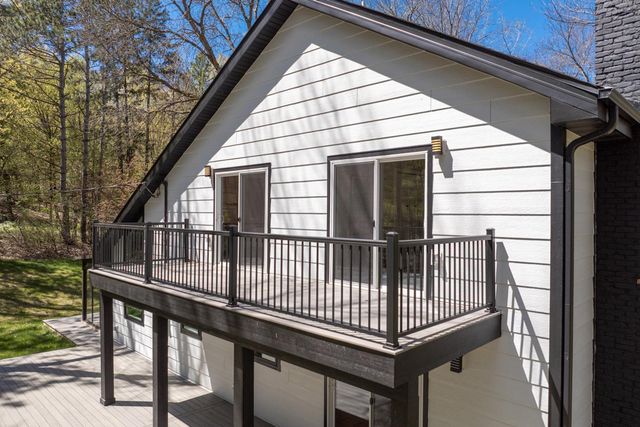 6145 Apple Road, Shorewood, MN 55331