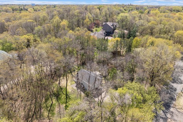 6145 Apple Road, Shorewood, MN 55331