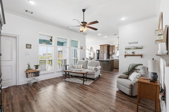 152 Claiborne Avenue, Thibodaux, LA 70301