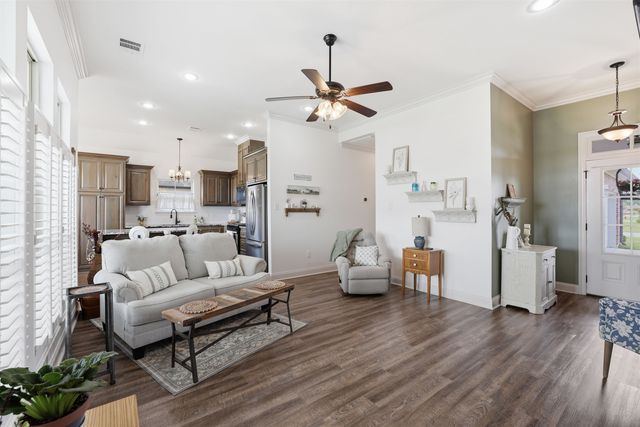 152 Claiborne Avenue, Thibodaux, LA 70301