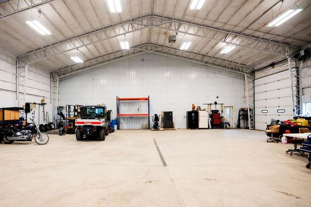 3853 91st Avenue SE, Jamestown, ND 58401