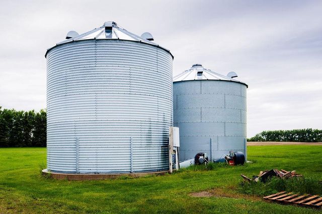 3853 91st Avenue SE, Jamestown, ND 58401