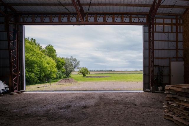 3853 91st Avenue SE, Jamestown, ND 58401