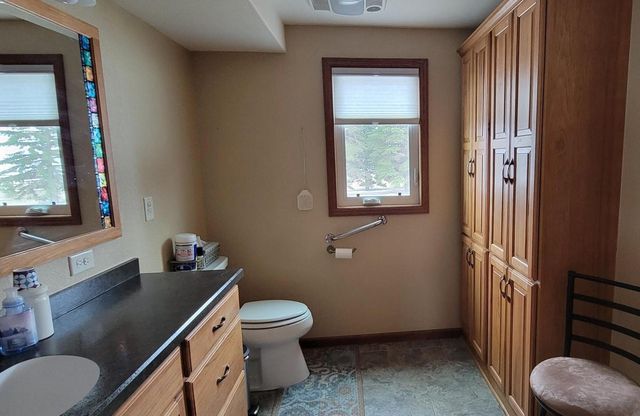 3853 91st Avenue SE, Jamestown, ND 58401
