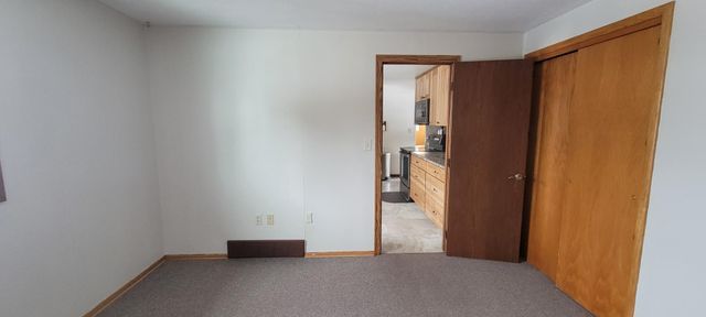 3853 91st Avenue SE, Jamestown, ND 58401