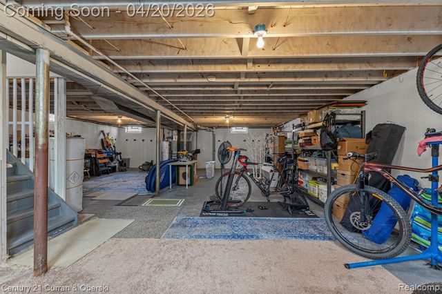 26388 Ann Arbor Trail, Dearborn Heights, MI 48127