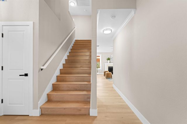 349 Oak Glen Dr, Oakley, CA 94561