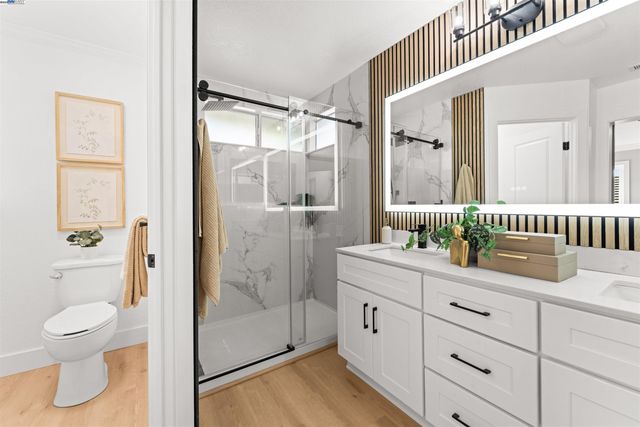 349 Oak Glen Dr, Oakley, CA 94561