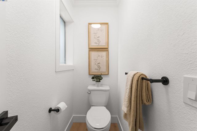 349 Oak Glen Dr, Oakley, CA 94561