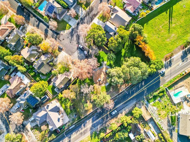 349 Oak Glen Dr, Oakley, CA 94561