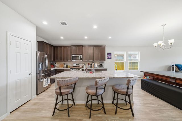 5322 New Iberia Lane, Dickinson, TX 77539