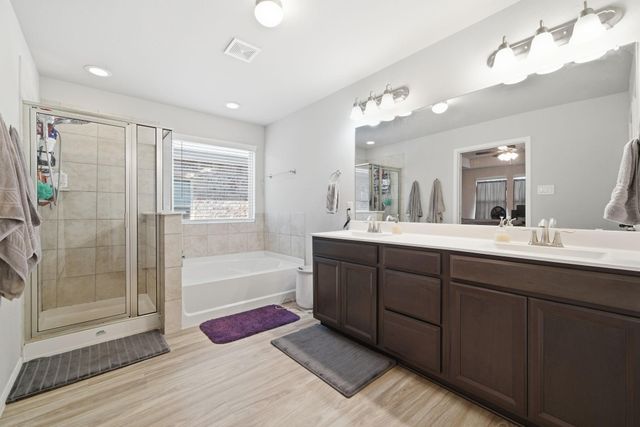 5322 New Iberia Lane, Dickinson, TX 77539