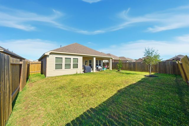 5322 New Iberia Lane, Dickinson, TX 77539