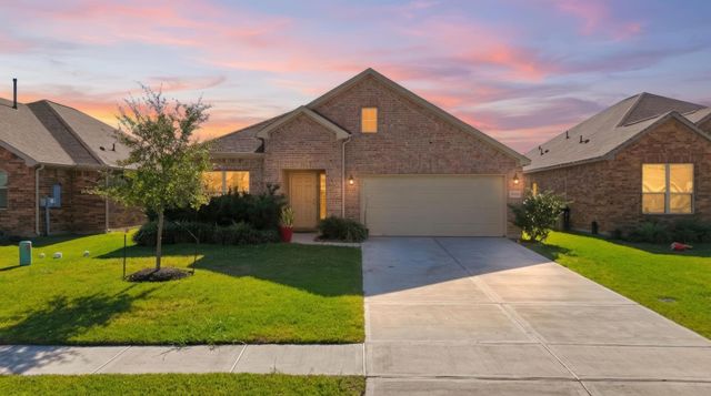 5322 New Iberia Lane, Dickinson, TX 77539