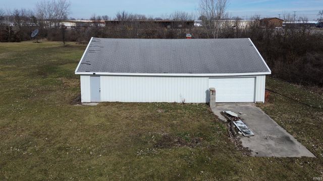 3878-3912 W Washington Center Road, Fort Wayne, IN 46818