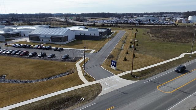 3878-3912 W Washington Center Road, Fort Wayne, IN 46818