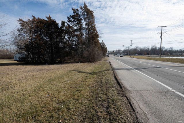 3878-3912 W Washington Center Road, Fort Wayne, IN 46818