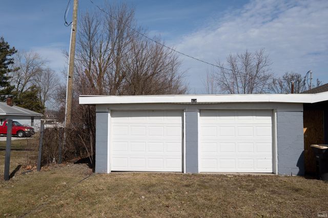 3878-3912 W Washington Center Road, Fort Wayne, IN 46818
