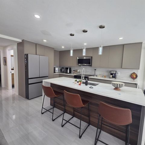 4501 NW 68th Street, Coconut Creek, FL 33073
