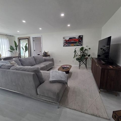 4501 NW 68th Street, Coconut Creek, FL 33073