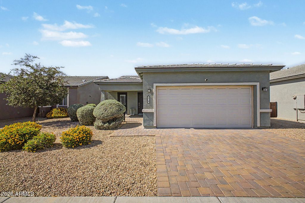 524 W HARWELL Road, Phoenix, AZ 85041