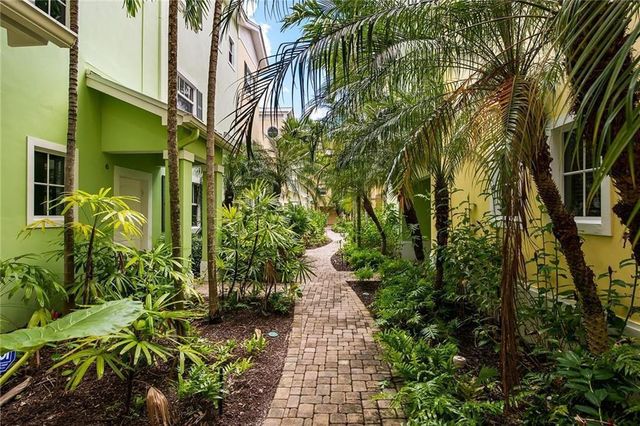 708 SE 15TH Street 3, Fort Lauderdale, FL 33316
