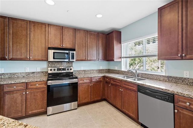 708 SE 15TH Street 3, Fort Lauderdale, FL 33316