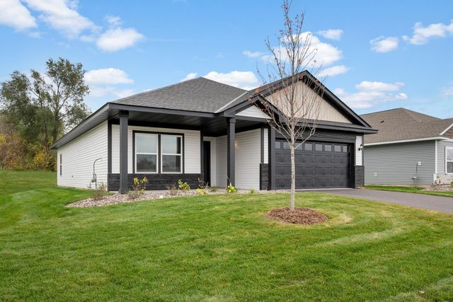 919 Sycamore Place N, Cambridge, MN 55008