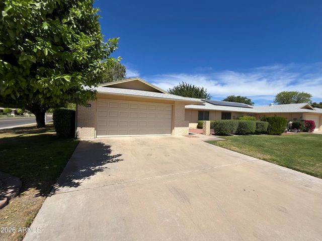 17652 N DEL WEBB Boulevard, Sun City, AZ 85373