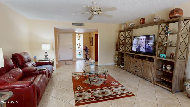 17652 N DEL WEBB Boulevard, Sun City, AZ 85373