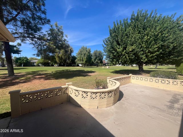 17652 N DEL WEBB Boulevard, Sun City, AZ 85373