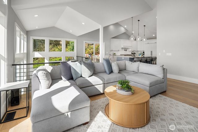 1650 204th Avenue NE, Sammamish, WA 98074