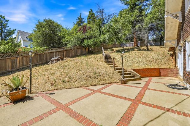 621 Bee St, Placerville, CA 95667