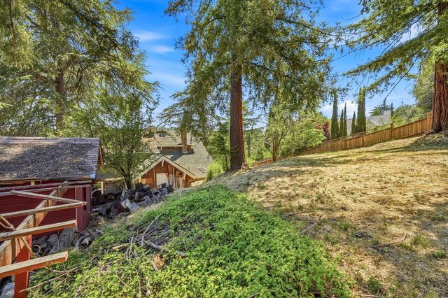 621 Bee St, Placerville, CA 95667