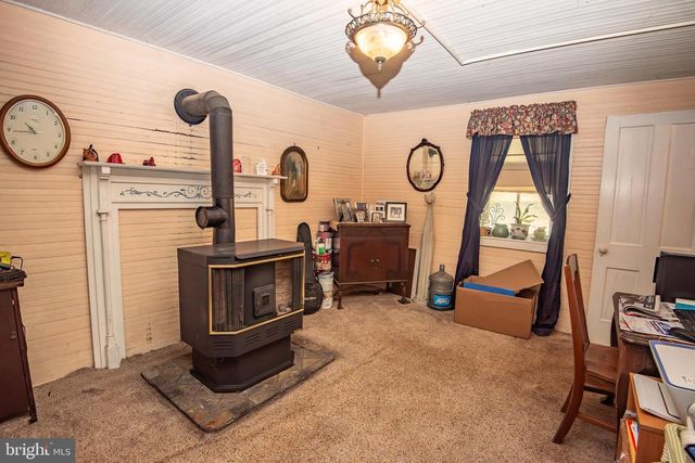 14735 MONTRESOR RD, Leesburg, VA 20176